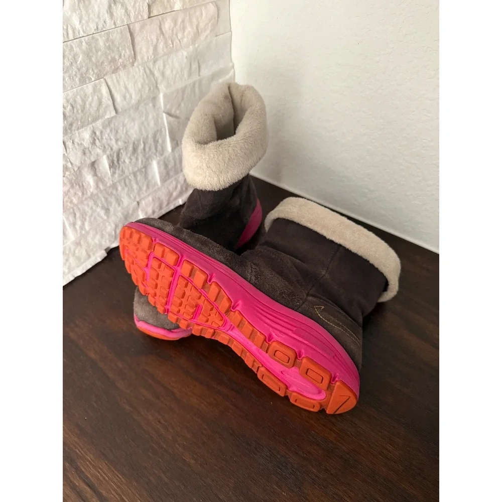 Nike Youth Brown Suede Faux Fur Winter Boots Pink Sole 525261-201 Size 4Y